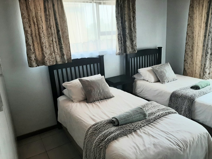 6 Bedroom Property for Sale in Bayview Western Cape